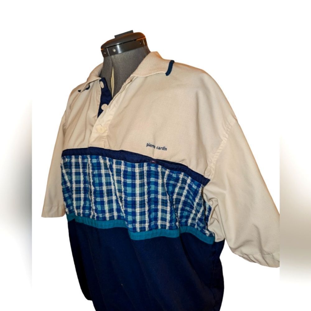 ‎Pierre Cardin vintage top